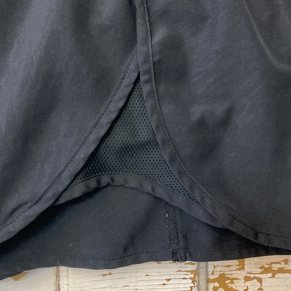 ☀️ Nike Black Dri-Fit Athletic Shorts - Picture 8 of 10